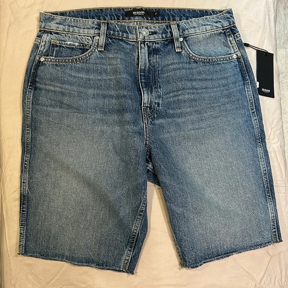 HUDSON Women’s Freya High-Rise Raw Hem Denim Biker Shorts Size 31 NWT - Picture 6 of 10